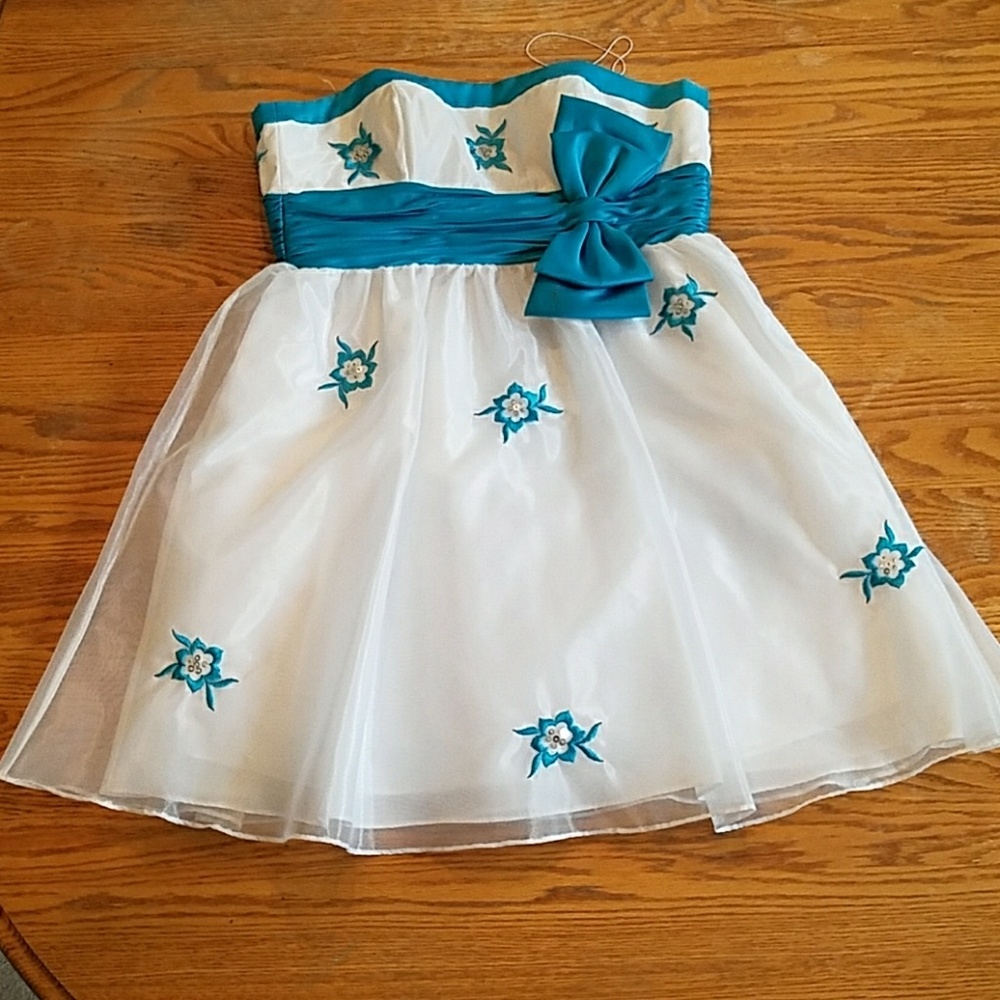 Blue and White homecoming Dress