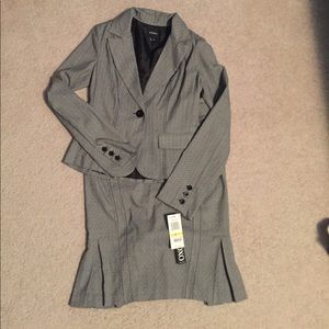 Xoxo gray two piece suit skirt set long sleeve m