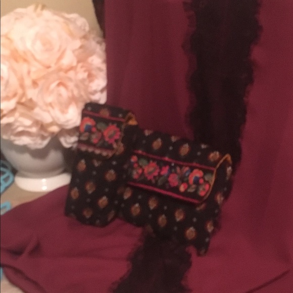 Vera Bradley Phone holder and cosmetic case - Picture 3 of 3