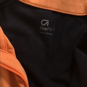 GAP Tops - GapFit top GAP Tops - GapFit top