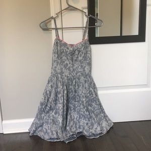 super cute mini dress!