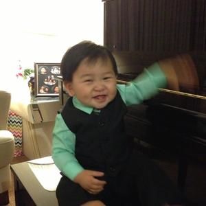 Meet your Posher, Lyly