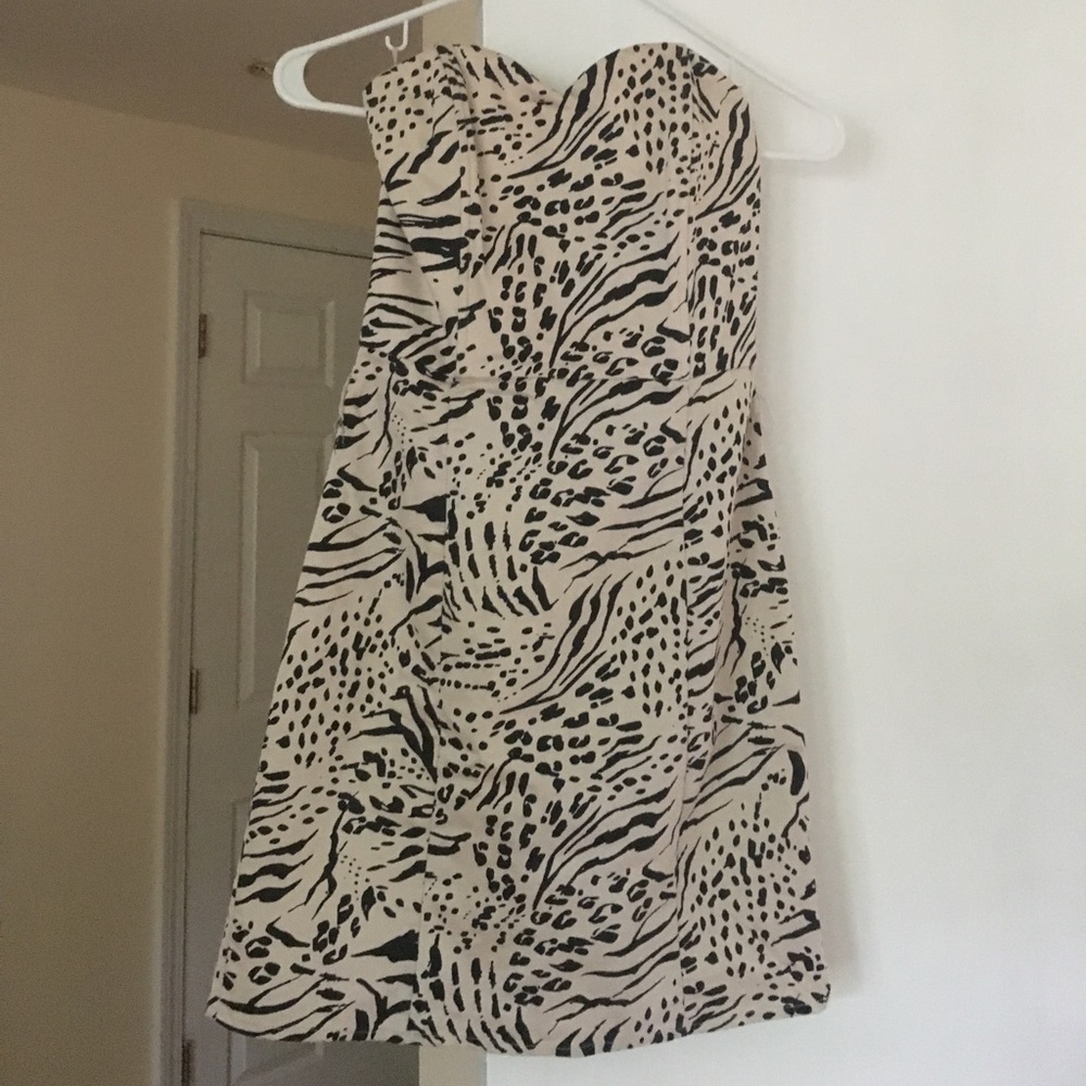 Strapless print dress