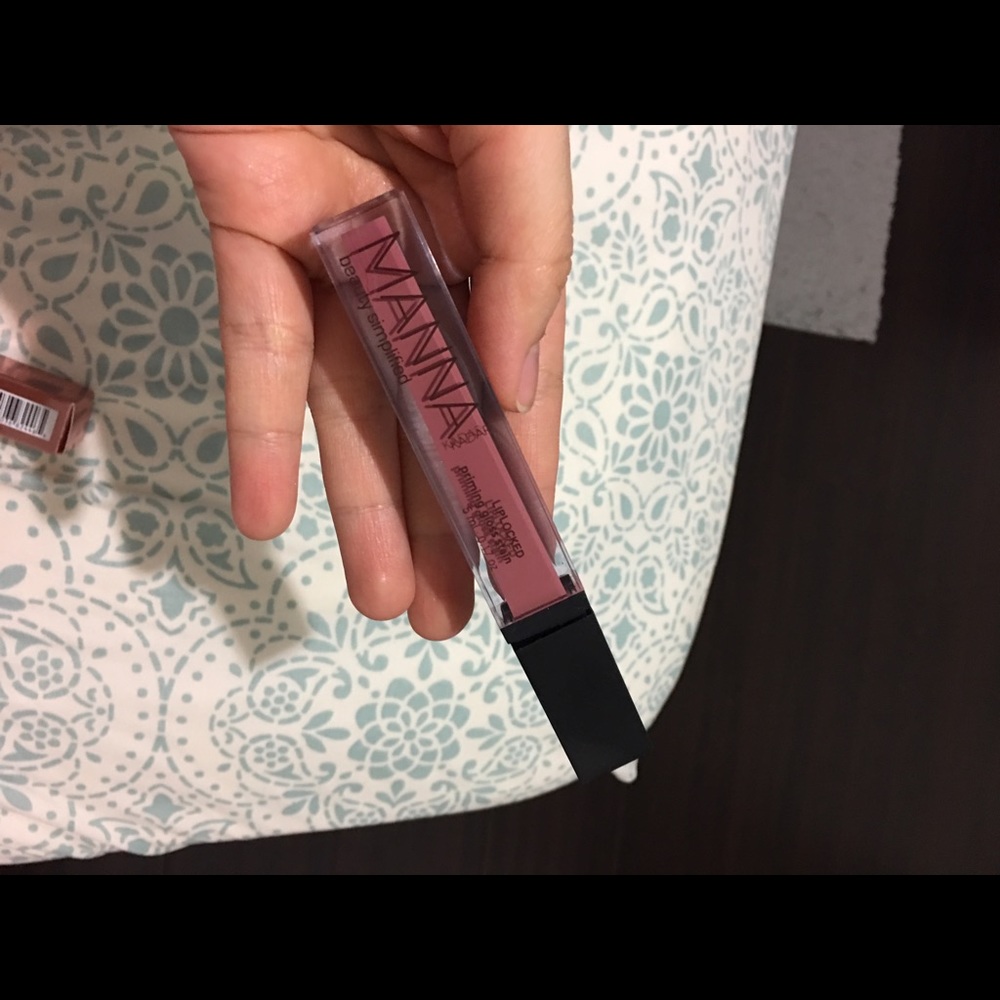 Manna Kadar Gloss Stain - Lucky