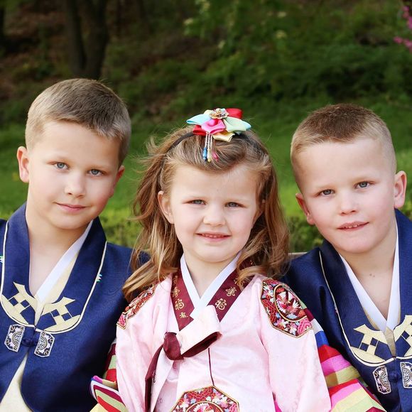 Meet your Posher, Tamara - Picture 1 of 1