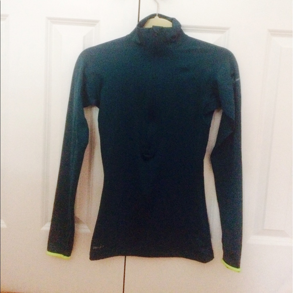 Women's Nike Pro Half Zip