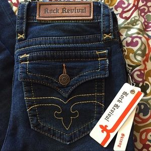 Never worn Rock Revival Skinny Jeans size 27