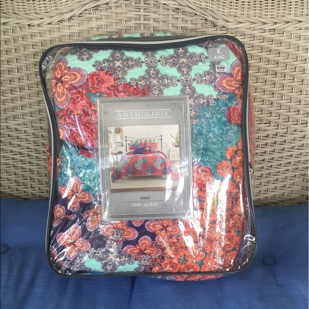 Brand new King Bed Quilt