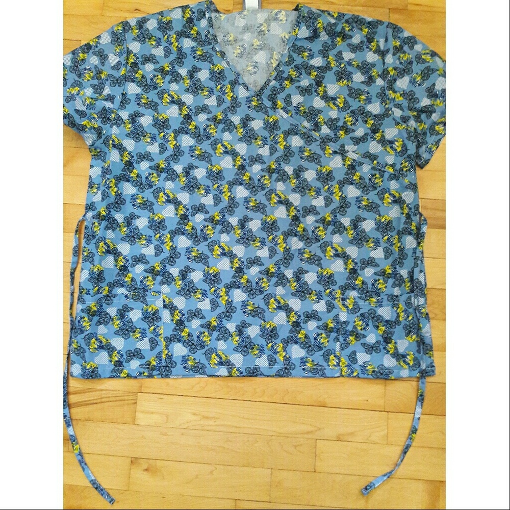 Plus Size Printed Scrubs Brand New.