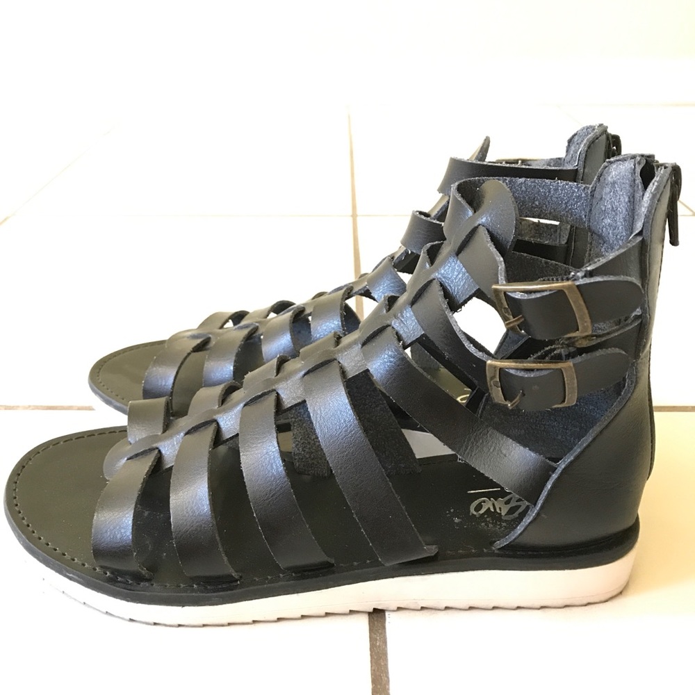 🛑Black gladiators sandals🛑