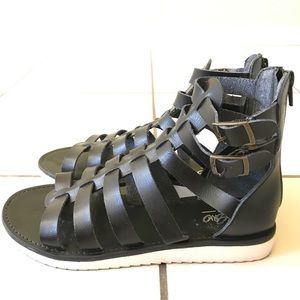 🛑Black gladiators sandals🛑