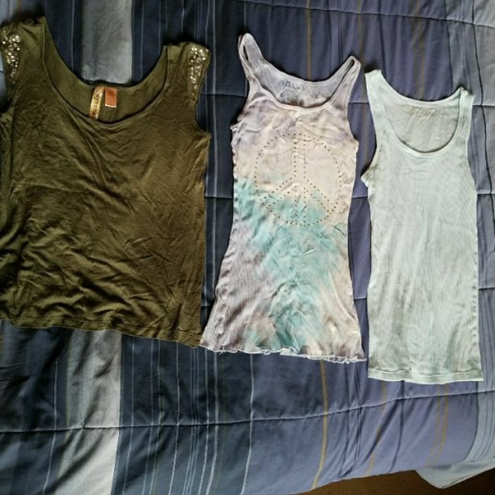 3 Tank Tops Size M and S