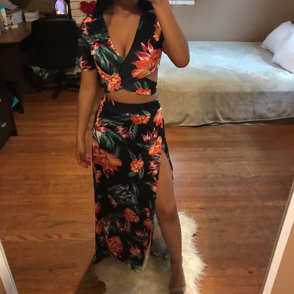 Ariana Floral Two Piece Set - Picture 2 of 6