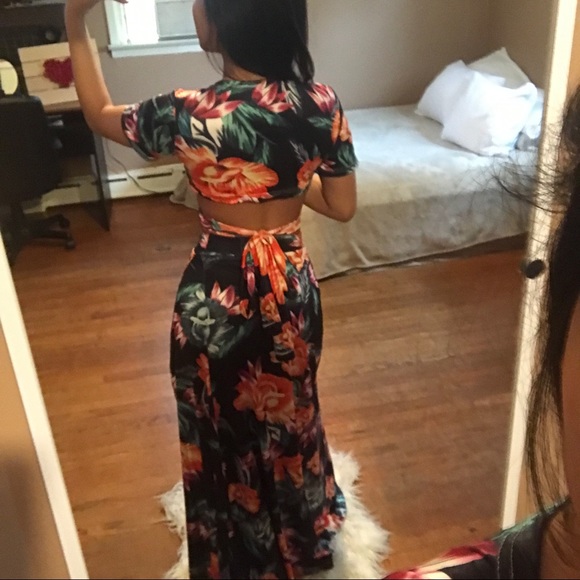 Ariana Floral Two Piece Set - Picture 4 of 6