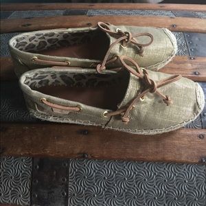 Gold Sperry fabric espadrilles boat shoes 7.5
