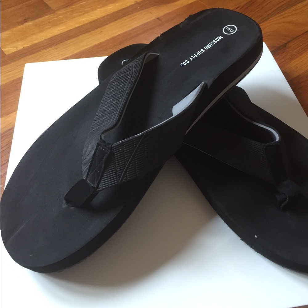 Mossimo Supply Co. Men's sandals