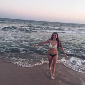 Meet your Posher, Sara