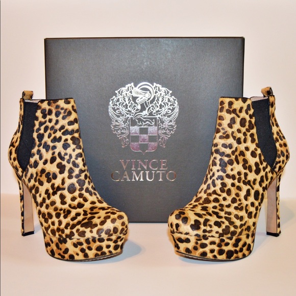 Vince Camuto Shoes - NIB Vince Camuto Baileys Leopard Heeled Booties