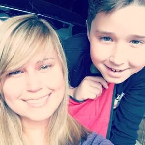 Meet your Posher, Rebecca