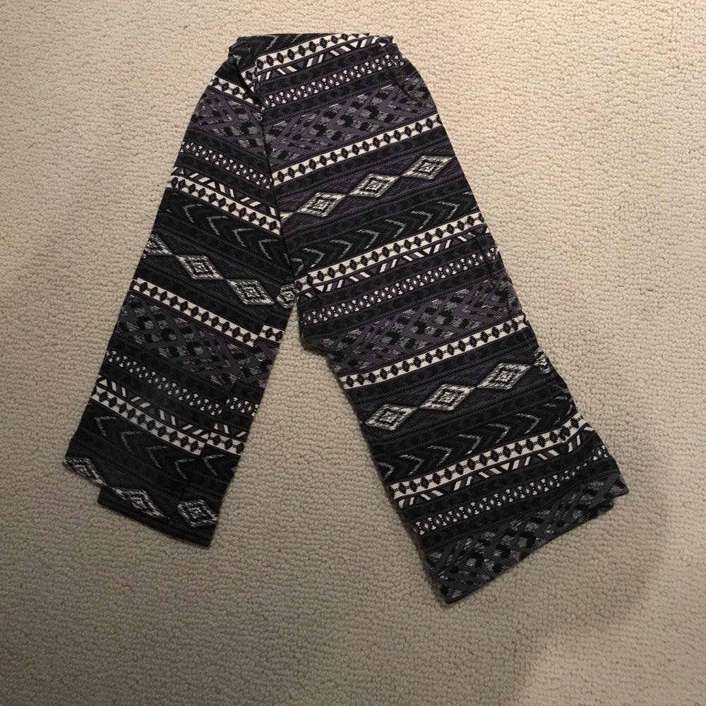 Patterned leggings