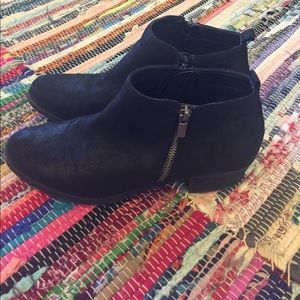 Carlos Santana black Brie ankle boot bootie zipper