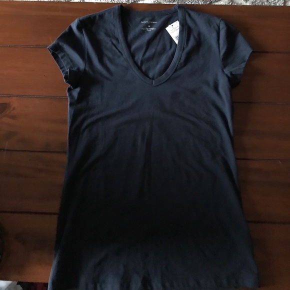 Banana Republic Tops - Banana Republic black v-neck tee