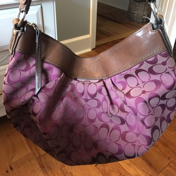 Genuine Coach Bag - Picture 2 of 3