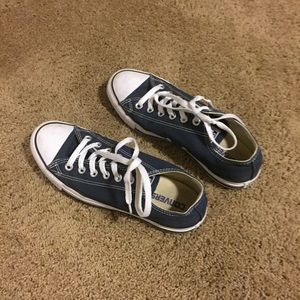 navy blue converse