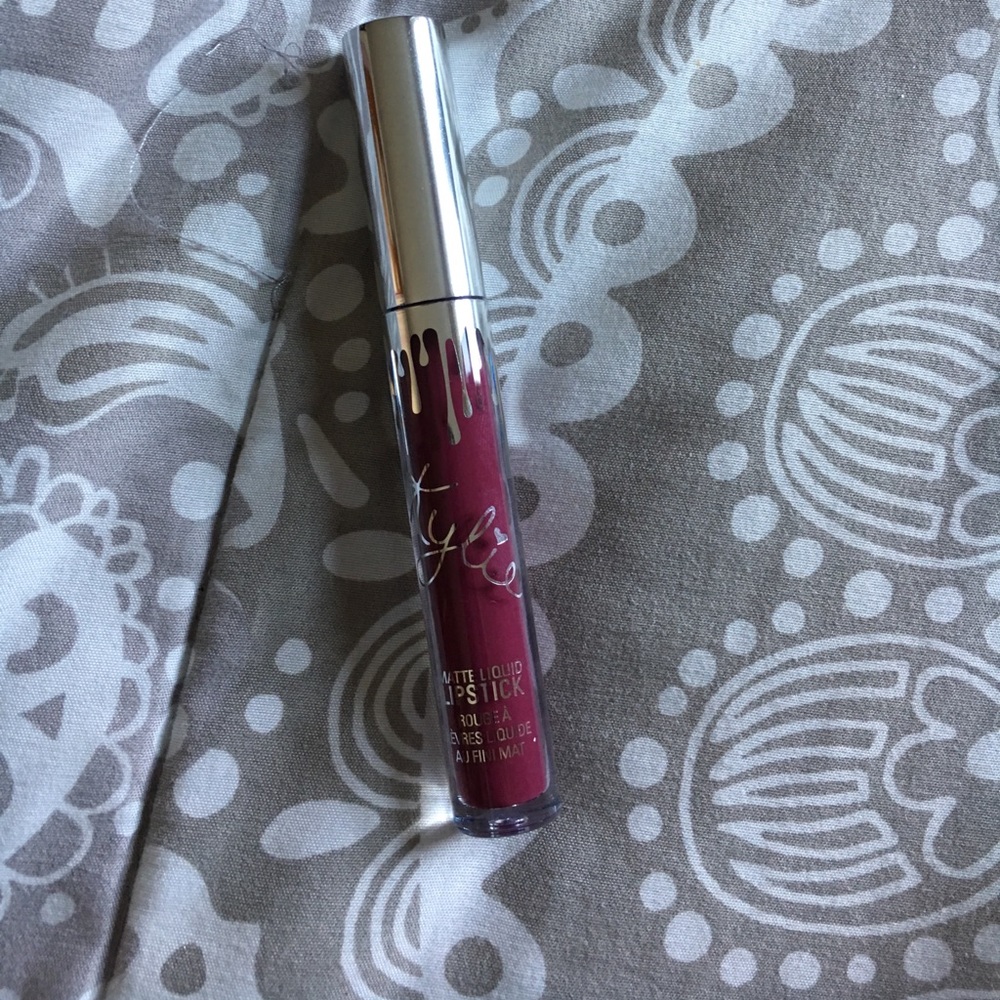 Kylie Jenner holiday edition blitzen lipstick
