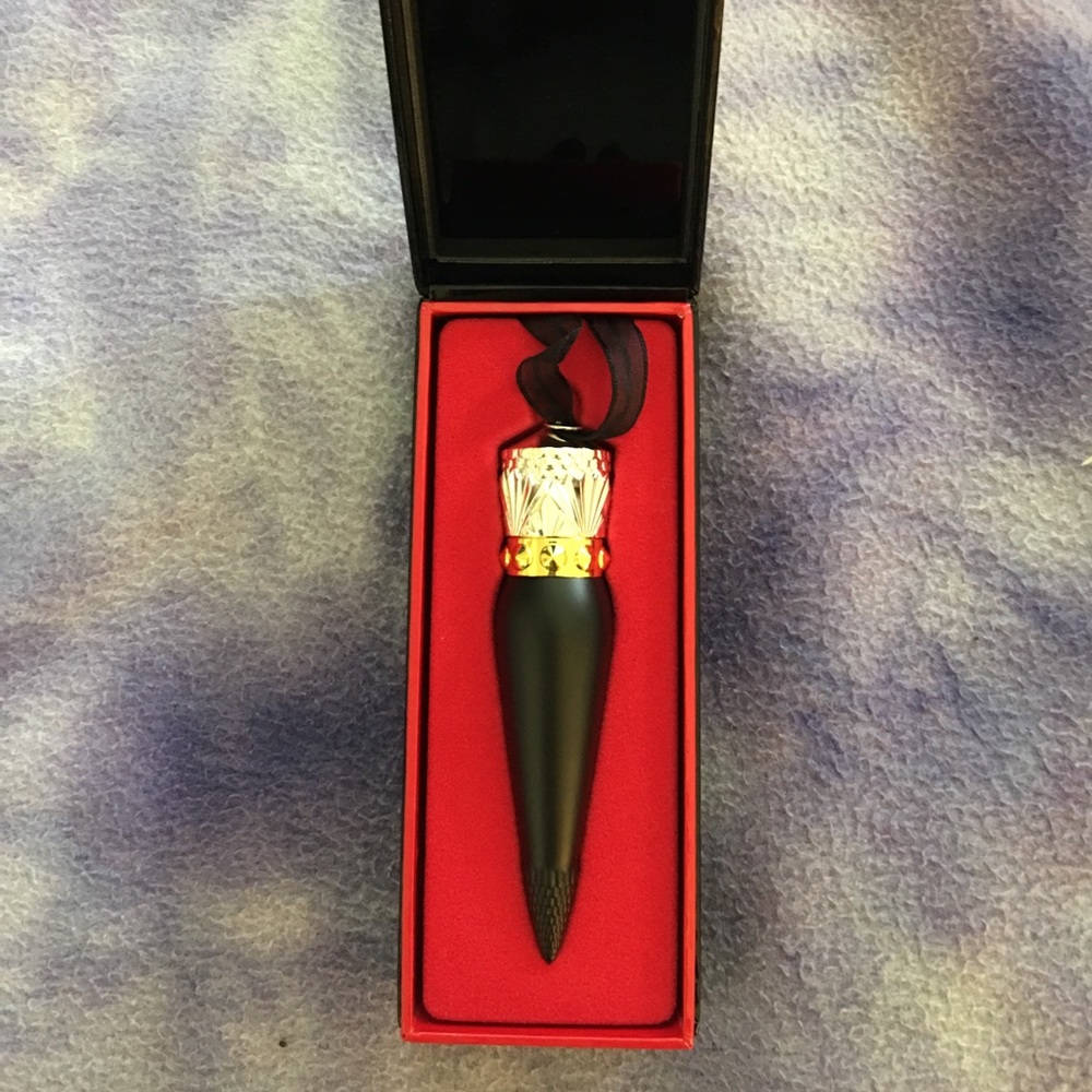 Christian Louboutin Velvet Matte Lip Color