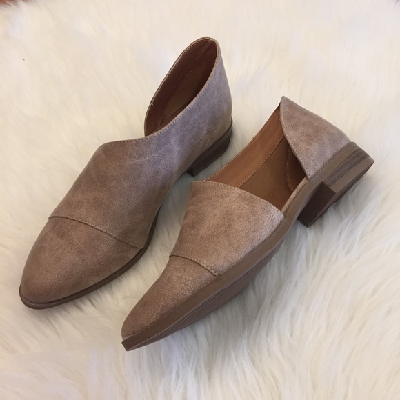 •LAST 1• Royalty' Distressed Pointy Toe Boot - Picture 7 of 8