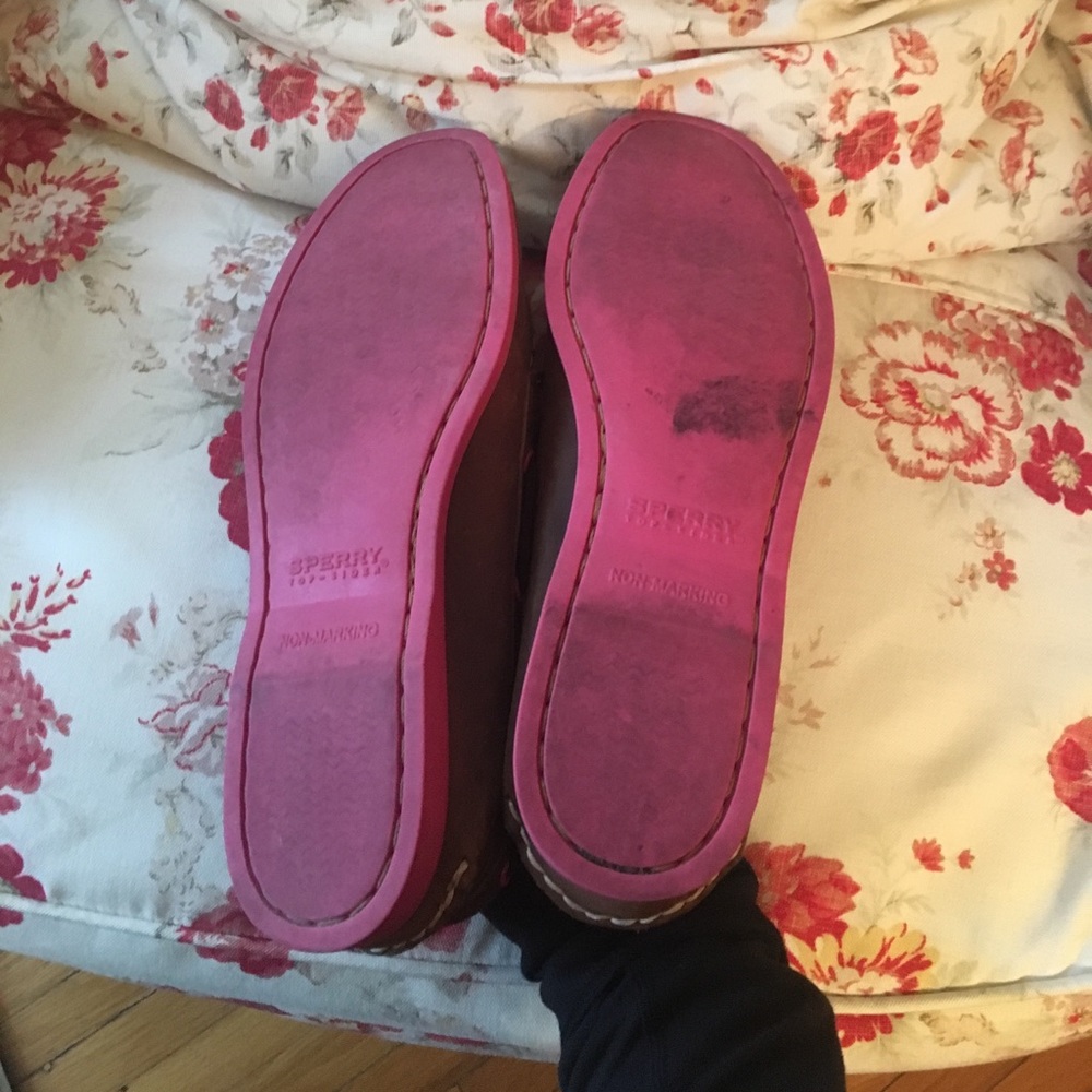 Sperry topsiders in chocolate with pink bottoms - Picture 3 of 5