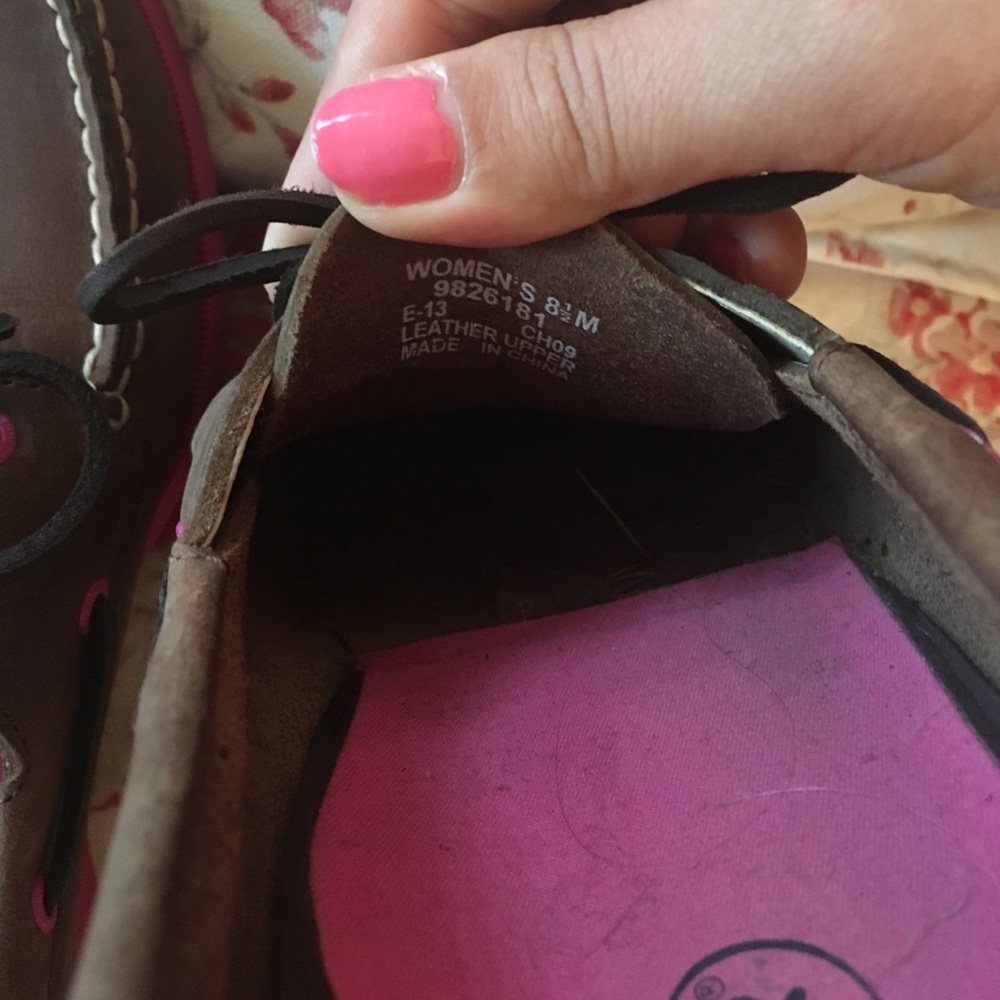 Sperry topsiders in chocolate with pink bottoms - Picture 5 of 5