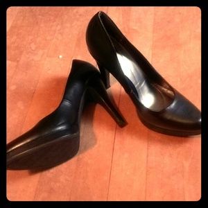 APT. 9 Four inch Black High Heels