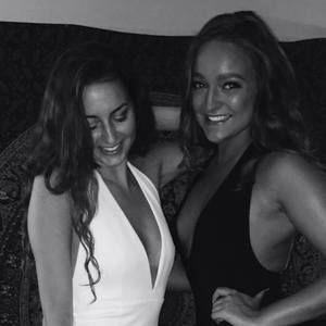 Meet your Posher, Hannah e.