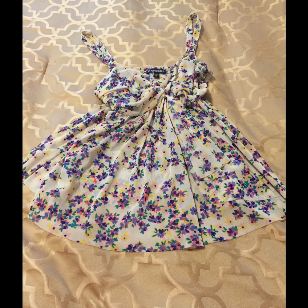 Express floral top