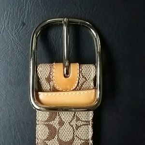 Coach Signature Belt NWOT