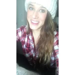 Meet your Posher, Raquel