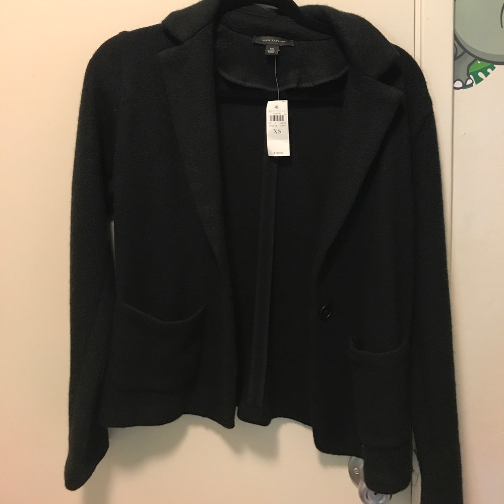 100% wool  ann Taylor blazer