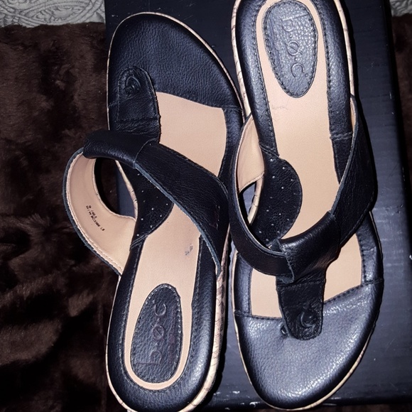 SHOES - Picture 2 of 3