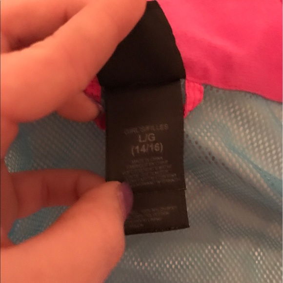 Name brand cloths - Picture 3 of 8