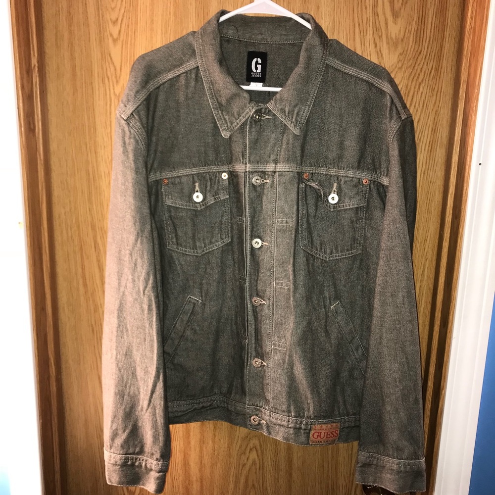 Guess - Picture 2 of 5