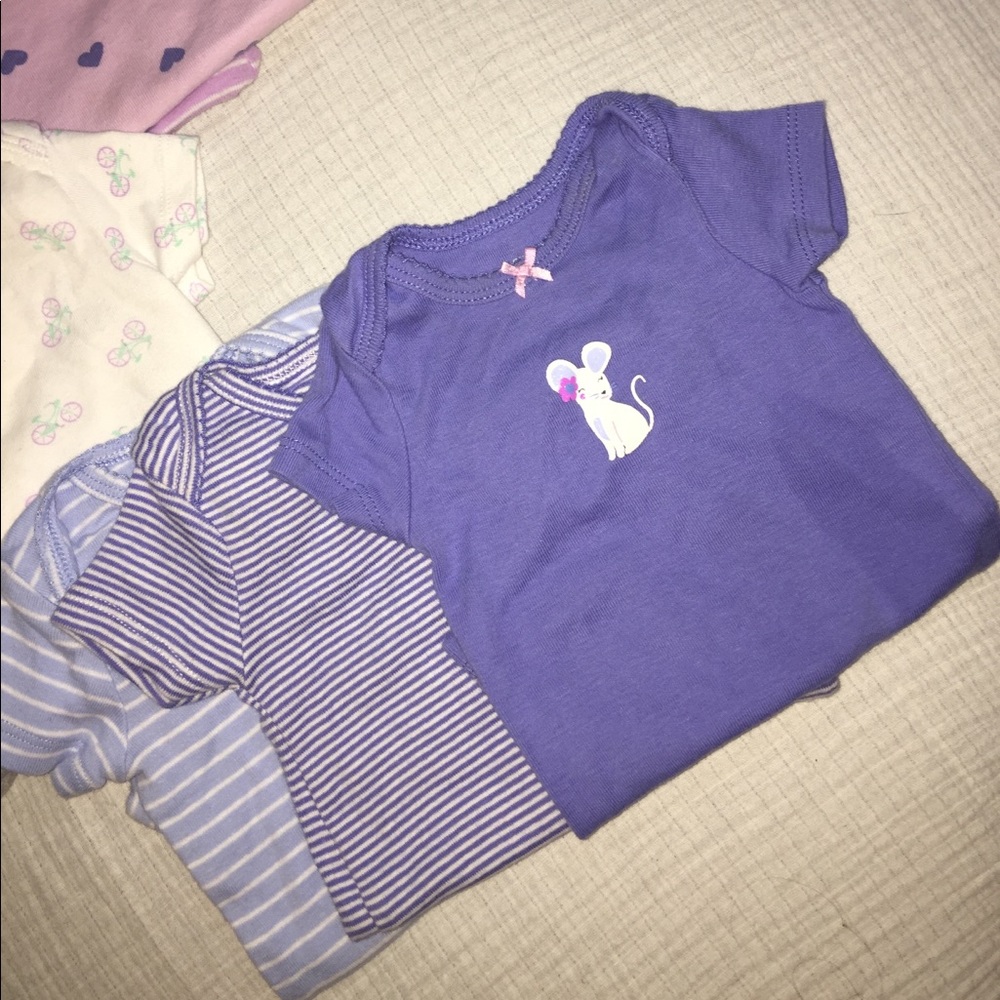 onesies - Picture 3 of 3