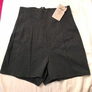 Pitaya high waisted shorts