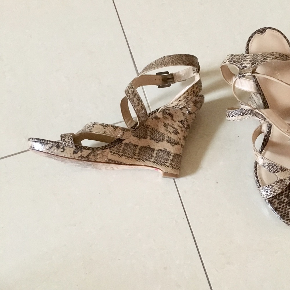 Nude, beige, grey Snake wedges - Picture 3 of 5
