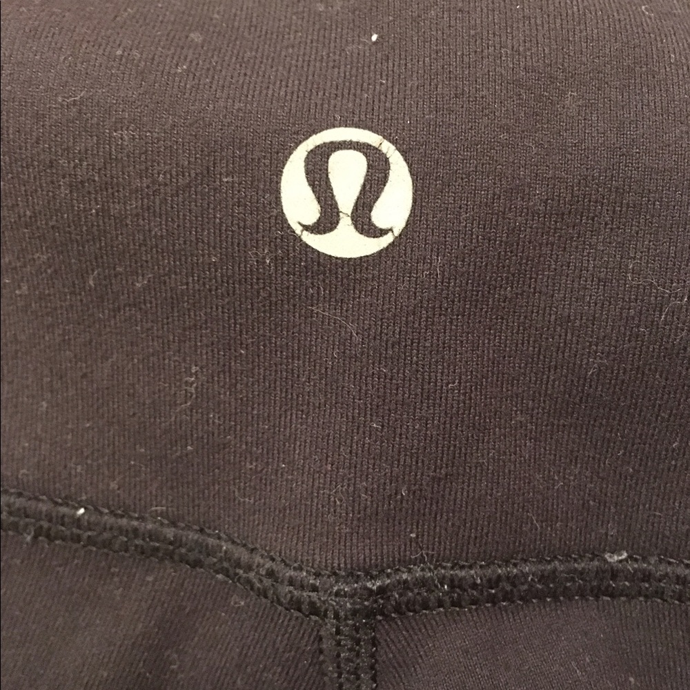 Lululemon classic black leggings in size 10