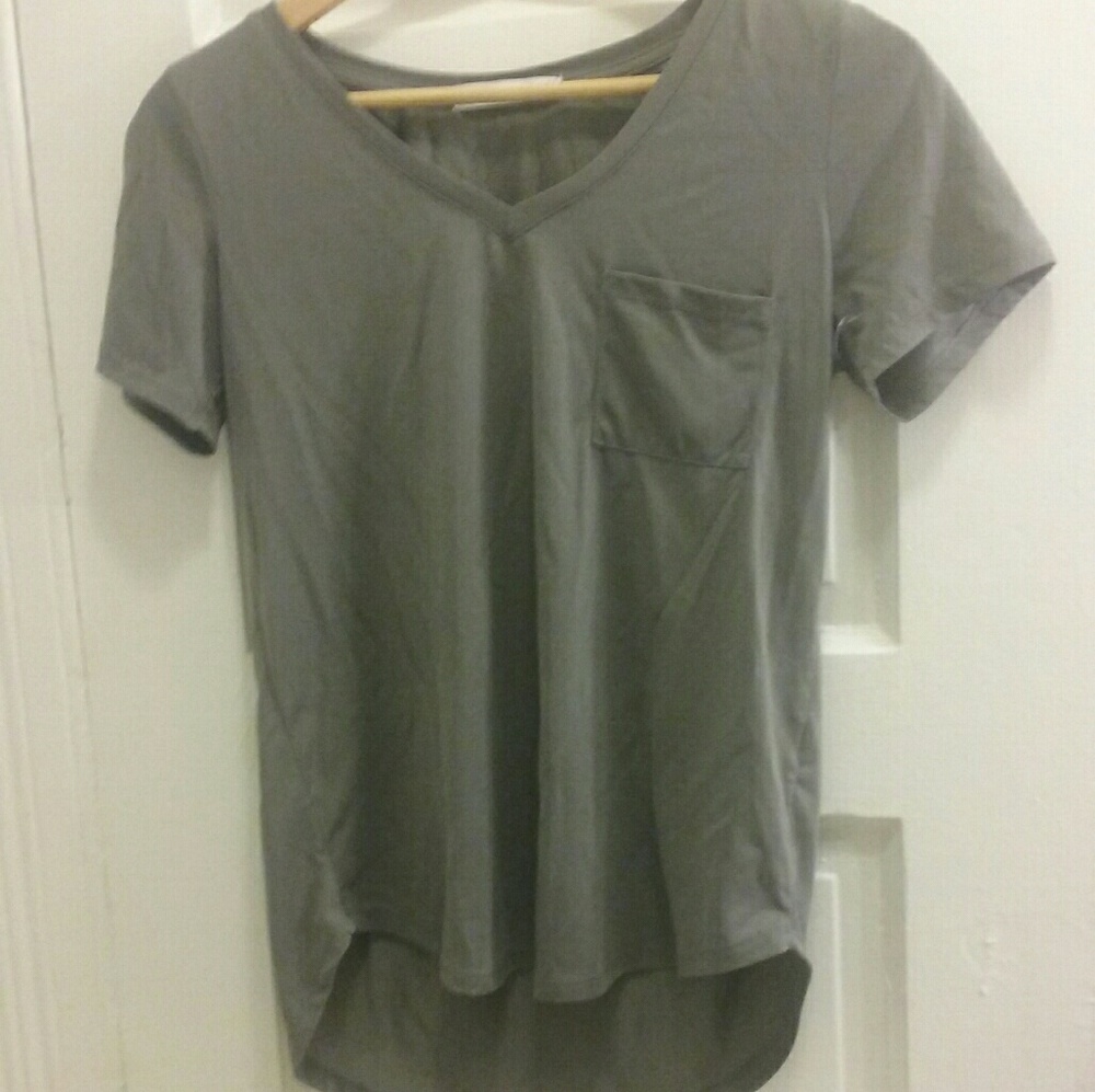 Tresics v neck