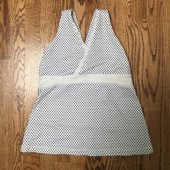 Lulu lemon workout top - Picture 1 of 3
