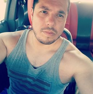 Meet your Posher, Eduardo