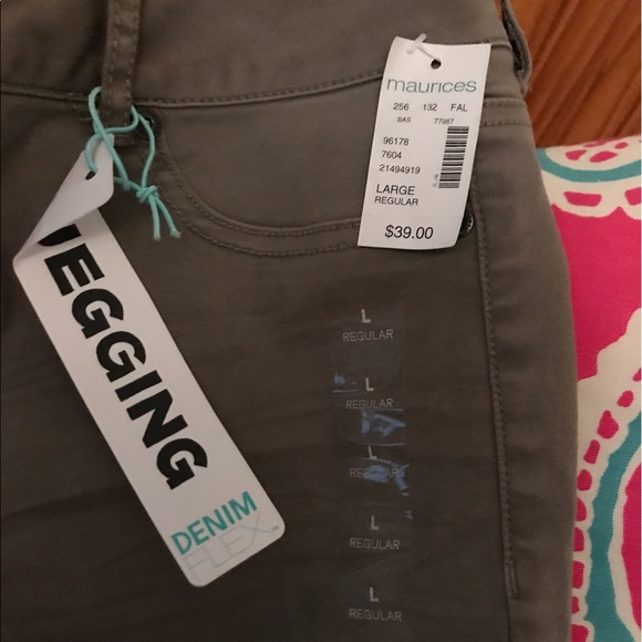 Jeans - Picture 2 of 2